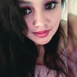 Meet your Posher, Amanda sofia